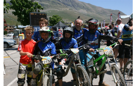 Le VTT PAYS de GAVOT  sur le podium de la MEGAVALANCHE 2015